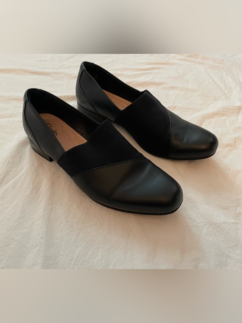 Clarks Slip-On Stretch Panel Loafers (9)